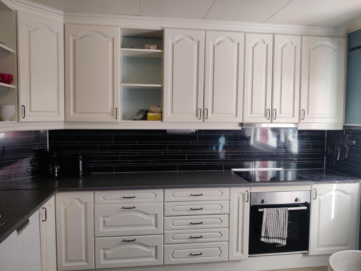Feelhome 3 Bedroom Near University 特罗姆瑟 外观 照片